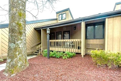 182 West Lake Drive 1403