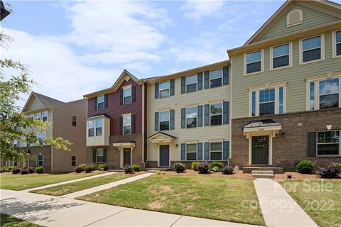 3628 Speer Boulevard 35