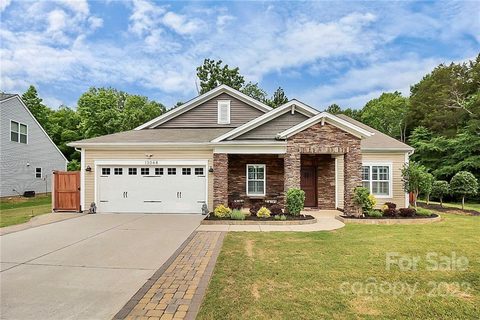 13044 Ferguson Forest Drive