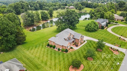 137 Twin Lakes Drive sold home in Fort Dobbs Farms, Statesville, NC