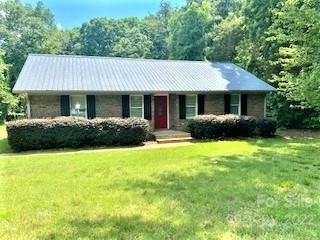 7808 Hedrick Circle sold home in Sunrise Acres, Huntersville, NC