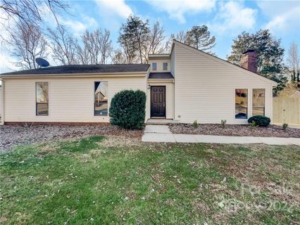 1627 Windy Rush Lane sold home in Kingswood South, Gastonia, NC