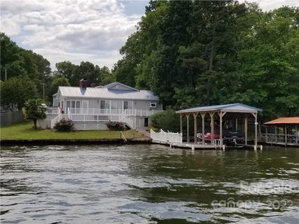 954 Pinehaven Drive sold home in Pinehaven, Badin Lake, NC