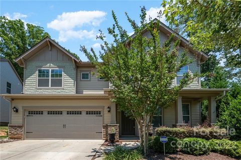 15536 Oleander Drive