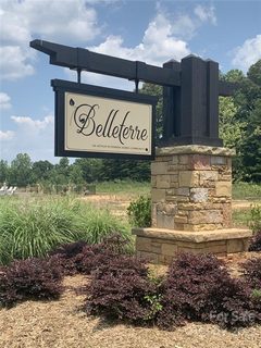Homes in Belleterre, Huntersville