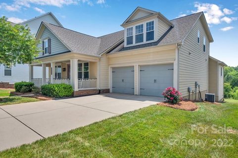 14817 Country Lake Drive