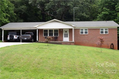 177 Oak Grove Road sold home in Suburban Acres, Statesville, NC