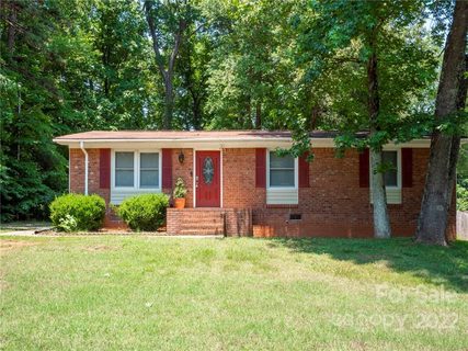 10108 Harbor Drive sold home in Harbor Estates, Charlotte, NC