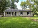 1510 Sharon Drive sold home in Waxhaw, SC