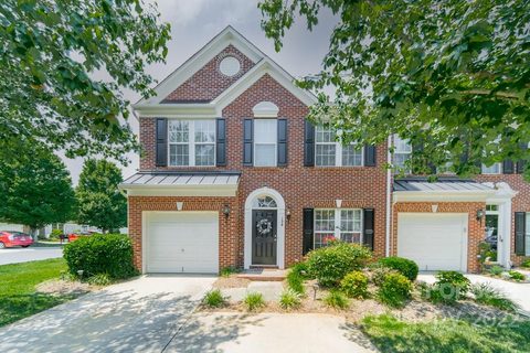 Previously sold for $352,000