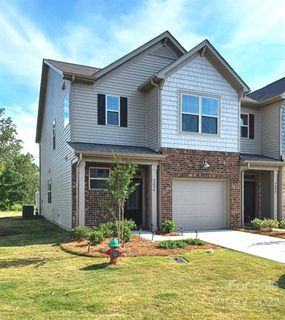 5284 Spanish Ivy Lane