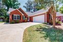 136 Ole Eastpointe Drive sold home in York, SC