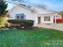 12137 Stewarts Crossing Drive sold home in Charlotte, SC
