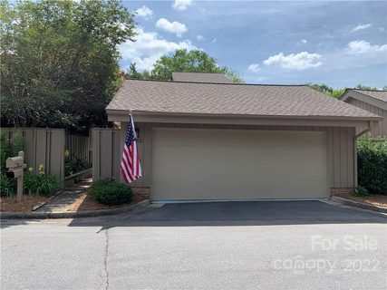 4902 Torrey Pines Court