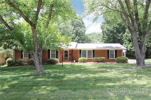 3035 Studley Road