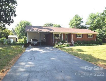 2548 Carroll Street sold home in Briarwood Acres, Monroe, NC