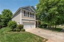127 Ellington Drive sold home in Mooresville, SC