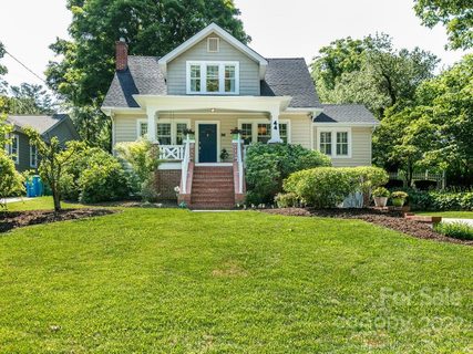44 Collenwood Road sold home in Oak Park, Arden, NC