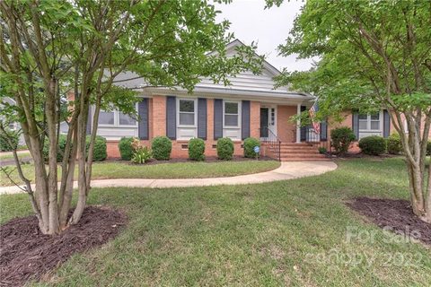 2507 Huntingtowne Farms Lane