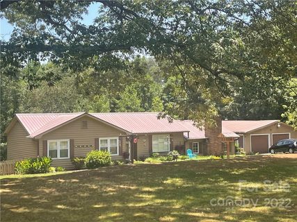 123 Sandy Creek Drive sold home in Ferguson Estates, Gastonia, NC