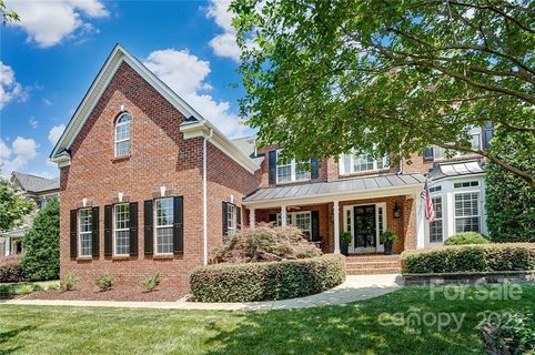 1112 Crooked River Drive