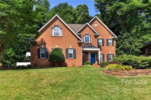11430 Bloomfield Drive sold home in Essex Fells, Charlotte, NC