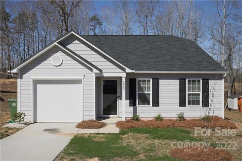2063 E Park Drive sold home in East Park, Lancaster, SC