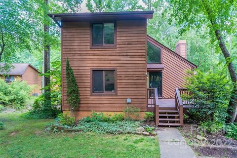 3 Royal Fern Court