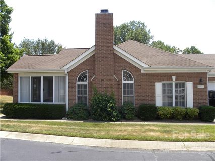 10931 Oakside Court D sold condo in Willowhurst at Park Crossing, Charlotte, NC