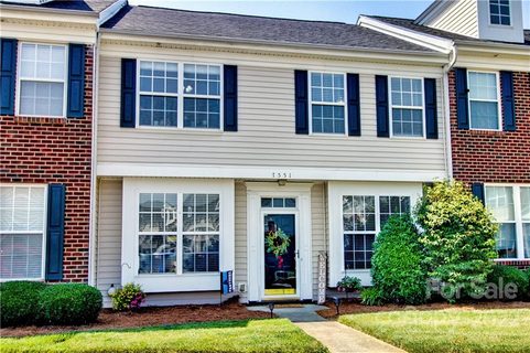 7551 Bluff Point Lane sold townhome in Bluffs at waterside crossing, Denver, NC