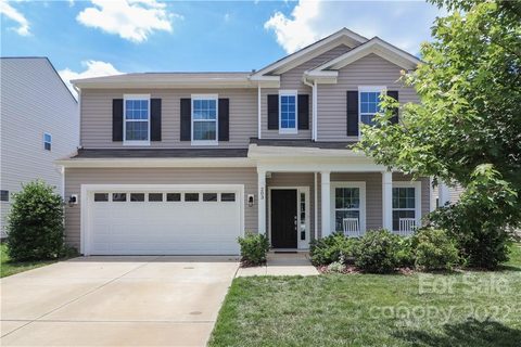 203 Paradise Hills Circle
