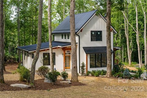 18 Ted Linn Drive sold home in Clearview, Fairview, NC