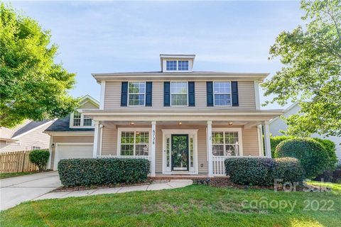 6728 Colonial Garden Drive