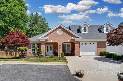 412 Knops Nob Road sold home in Northgate Off Main, Mooresville, NC