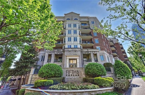 300 W 5th Street 546