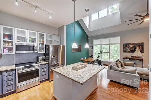 2125 Southend Drive 321