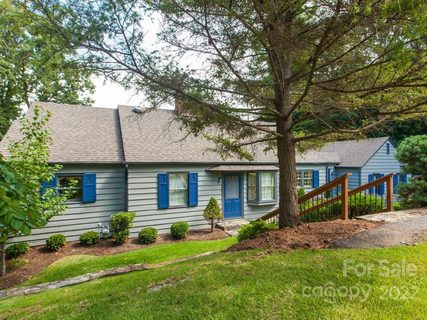 7 Pine Tree Road sold home in Lakeview Estates, Asheville, NC