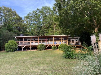 375 Tadpole Lane sold home in Windsor Point, Taylorsville, NC