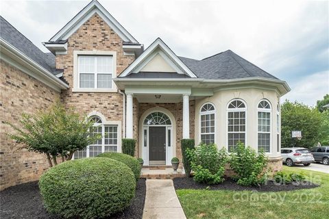 2403 Lord Anson Drive 78