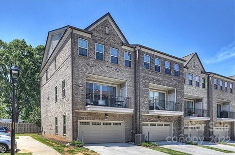 1264 Madison Towns Lane sold townhome in Townes at Montford Park, Charlotte, NC