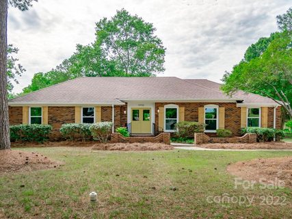 10932 Blue Heron Drive