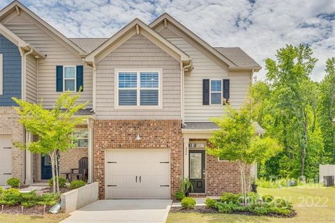 284 Ascot Run Way