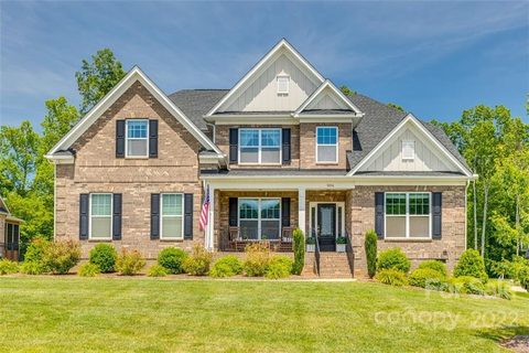 5094 Mill Creek Road sold home in The Bluffs, Clover, SC