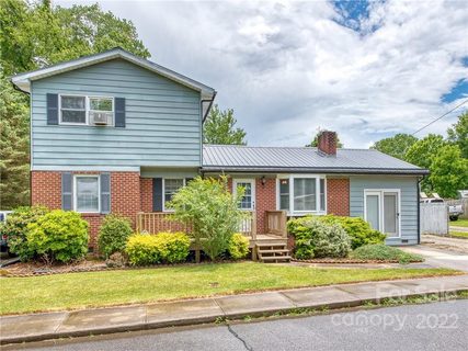 561 Westwood Circle