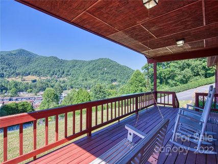 252 Lewis Lane sold home in Maggie Valley Estates, Maggie Valley, NC