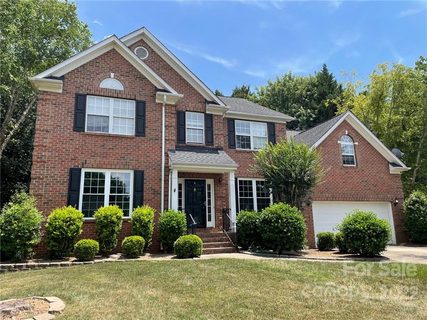 21400 John Pines Drive sold home in Crown Harbor, Cornelius, NC