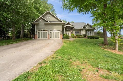 114 Amelia Lane sold home in Lake Norman Air Park, Mooresville, NC