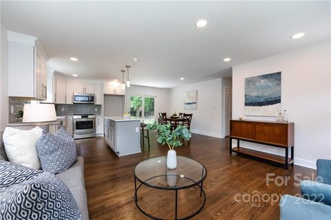 1533 Starbrook Drive