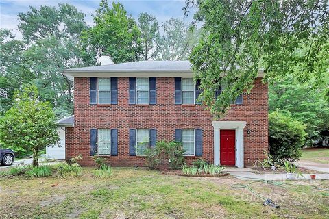 6716 Bevington Ridge Road sold multi-family property in Bevington Pines, Charlotte, NC