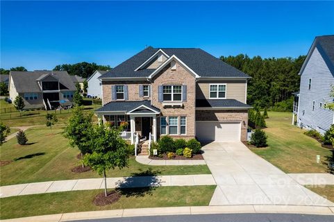 8634 Shadetree Street